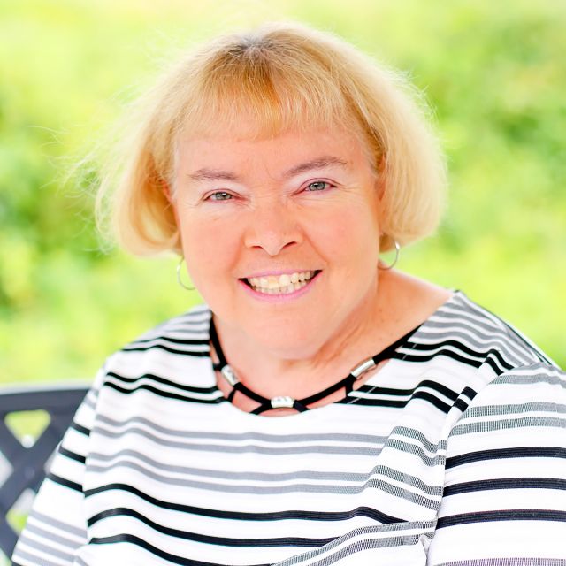 Lynne Mackey